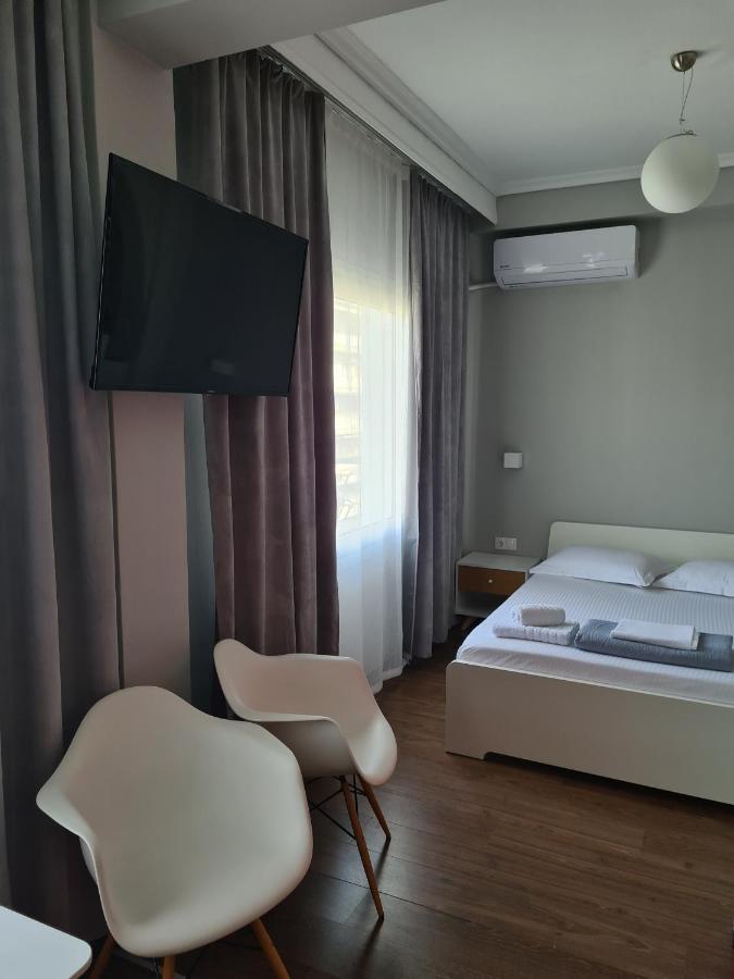 Red Rooms Tsimiski 60 เทสซาโลนิกิ ภายนอก รูปภาพ