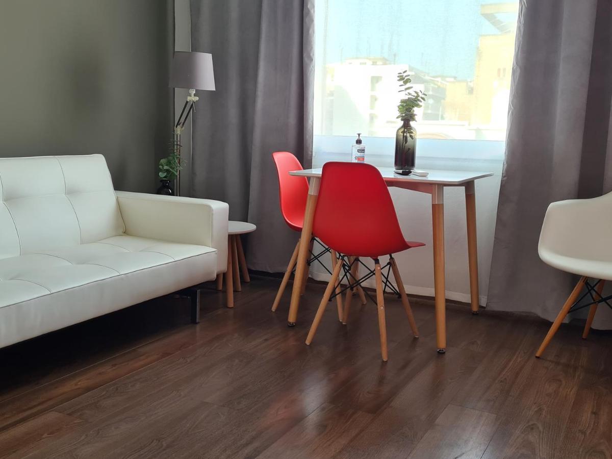 Red Rooms Tsimiski 60 เทสซาโลนิกิ ภายนอก รูปภาพ