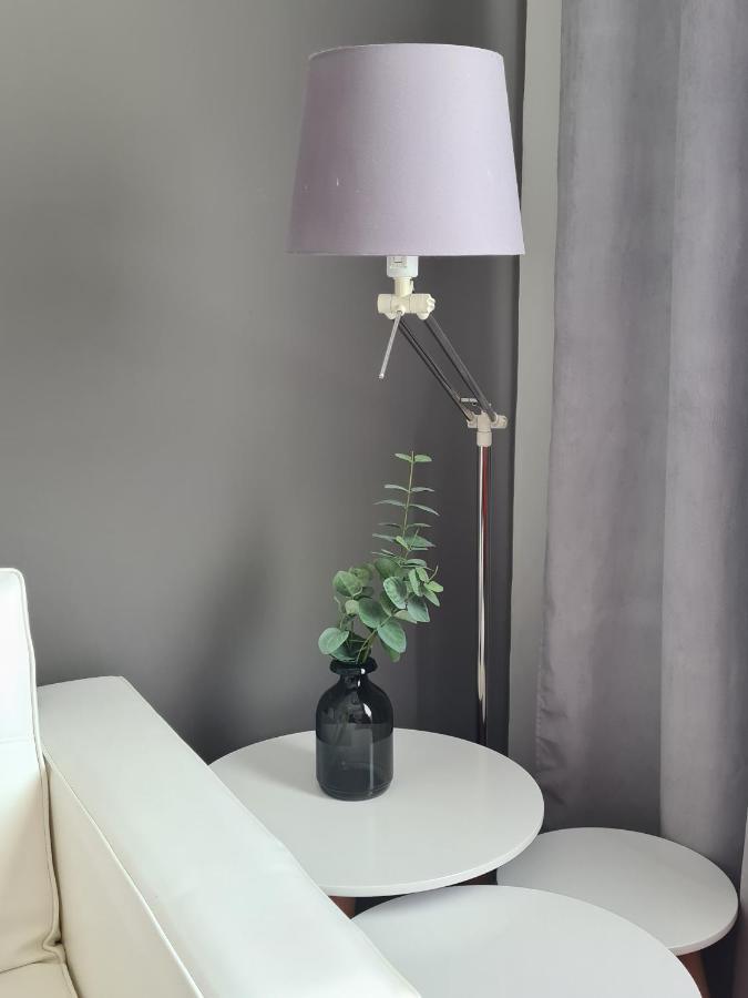 Red Rooms Tsimiski 60 เทสซาโลนิกิ ภายนอก รูปภาพ
