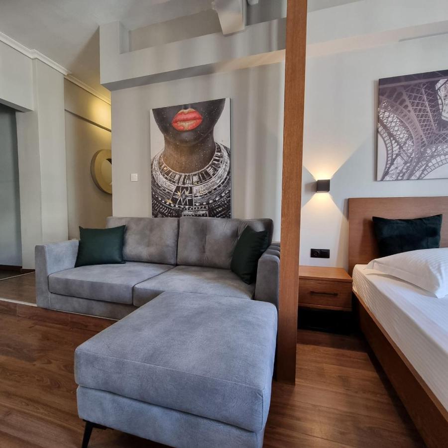 Red Rooms Tsimiski 60 เทสซาโลนิกิ ภายนอก รูปภาพ
