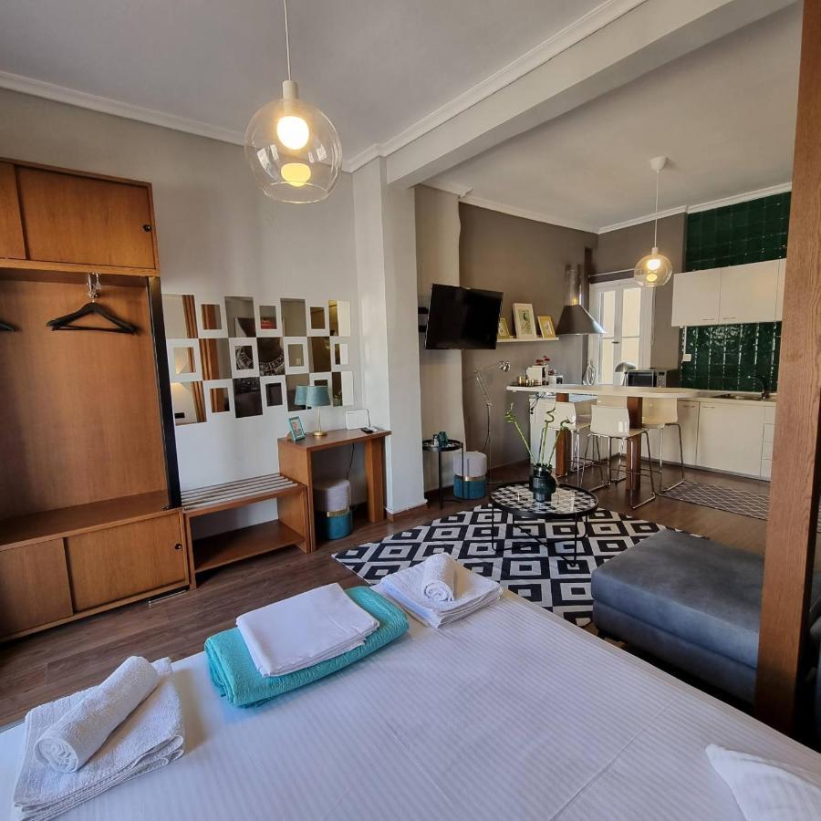 Red Rooms Tsimiski 60 เทสซาโลนิกิ ภายนอก รูปภาพ